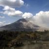 Im Sommer 2010 brach der Mount Sinabung eher überraschend aus. Zuvor hatte der Vulkan 400 Jahre geschlafen.