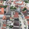 Blick auf die Günzburger Altstadt vom Flugzeug aus.