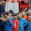 Nicht nur beim Ferienprogramm – hier in Bäumenheim in diesem Sommer – soll das Thema Feuerwehr begeistern. Um ausreichend Nachwuchs zu finden, gründen zunehmend mehr Feuerwehren bereits Kindergruppen. 