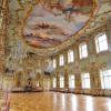 Der Festsaal des Schaezlerpalais schaut noch so aus wie vor 250 Jahren, weil er nicht beheizt wird.