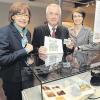 Museumsleiterin Dr. Beate Spiegel, Jürgen Reichert und Dorothee Pesch (von links) bei der Ausstellungseröffnung im Volkskundemuseum. 