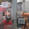 Einen Großteil der Arbeit zur Herstellung von Luftklappensystemen für Autos übernehmen bei Geiger in Ziemetshausen schon jetzt die Roboter. 	 	