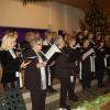 Die Chorgemeinschaft Dinkelscherben beim Weihnachtskonzert in der Kirche St. Simpert. 	