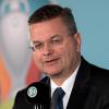 DFB-Präsident Reinhard Grindel befürwortet die Nations League.