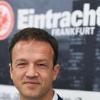 Eintracht Frankfurts Sportvorstand Fredi Bobic hat sich noch einmal zum Bayern-Trainer erklärt.