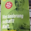 Seit dem Wochenende hängen die ersten Wahlplakate in Augsburg - auch mit der Grünen-Kandidatin Claudia Roth.
