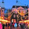 Stimmungsvolles Ambiente: Auf dem Marktplatz in Harburg fand am Wochenende der Weihnachtsmarkt statt. Foto: Lembeck