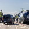 Nach den Ausschreitungen rund um das umstrittene Eritrea-Festival in Gießen hat sich die Lage nach Einschätzung der Polizei am Samstagnachmittag wieder etwas beruhigt.