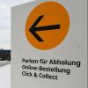 Während der Pandemie haben viele Händler im Landkreis Augsburg das alternative Angebot "Click and Collect" geschaffen: Online bestellen und vor Ort abholen oder liefern lassen. 