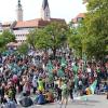 Am Demonstrationszug in Ingolstadt nahmen viele Neuburger teil. Am Theaterplatz fanden die Teilnehmer zum Abschluss zusammen. 