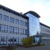 Die Firma Müller-Milch im Fischacher Ortsteil Aretsried plant die Erweiterung des bestehenden Verwaltungsgebäudes Bild. Rechts davon soll ein dreistöckiges Domizil für zunächst rund 200 Mitarbeiter entstehen.