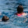 Kinder können immer schlechter schwimmen - eine bedenkliche Entwicklung in den Augen von DLRG und Wasserwacht. 