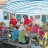 Im Außenbereich der Kindertagesstätte Kapellenberg lässt sich auch während der Sommerferien gut toben.  