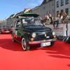 Die Maximilianstraße in Augsburg stand am Sonntag im Zeichen der Fuggerstadt Classic. Dort gab es über hundert Oldtimer zu bestaunen.