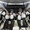 Der Roskosmos-Kosmonaut Andrej Fedjajew(l-r), der NASA-Astronaut Warren «Woody» Hoburg, der NASA-Astronaut Stephen Bowen und der Astronaut Sultan al-Nijadi aus den Vereinigten Arabischen Emiraten in einer SpaceX-Kapsel an Bord des SpaceX-Bergungsschiffs Megan.