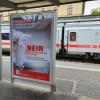 Diese Werbung gegen Tierversuche, hier am Hauptbahnhof, ist in Augsburg nicht überall erlaubt.