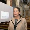 „Ich bin gespannt, wie die Installation hier aufgenommen wird“, sagt die Oldenburger Künstlerin Bärbel Hische. In der St. Anna-Kirche setzt sie mit Video-Sequenzen auf einer großen weißen Leinwand einen Kontrapunkt zu barocken Kunstwerken und Kulturgütern. 	