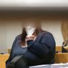 Eine 32-Jährige aus dem Kreis Dillingen steht vor dem Augsburger Landgericht, weil sie ihr Baby ausgesetzt hat. Sie hatte die Schwangerschaft geheim gehalten und wollte „niemanden damit belasten“, wie sie sagt.