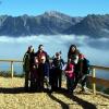 Im Jahr 2007 am Söllereck bei Oberstdorf zeigt das Bild von links Lissi, Romina, Peter, Daniel, Nicolai,

Leonie, Birgit und Lisa und auf den Auslöser drückte Helmut Hieber.