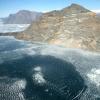 Die Luftaufnahme zeigt den Fjord des "Violin Glacier" (Violinen Gletscher).