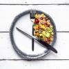 Nur in bestimmten Zeiträumen zu essen, ist die gängigste Form des Intervallfastens. Aber erhöht die Methode das Risiko für einen Herztod?