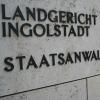 Eine Mutter, die ihren schlafenden Sohn erstochen haben soll, steht ab heute vor dem Landgericht Ingolstadt.