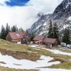 Hüttensommer? Nun ja, von Sommer ist in diesen Tagen rund um die Otto-Mayr-Hütte in den Tannheimer Bergen wenig zu spüren.