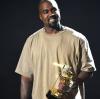 Hat er vor der Show nur etwas zu viel geraucht oder meint er es ernst? Kanye West kündigte auf den MTV Video Awards 2015 an, dass er 2020 Präsident werden will.