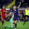 Die Engländerin Jodie Taylor jubelt über ihr Tor zum 2:0 gegen Spanien.