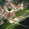 Eine Sanierung des Klosters Wettenhausen würde mehr als 35 Millionen Euro kosten.  	