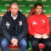 Stefan Reuter (links) und Jens Lehmann saßen nur wenige Wochen zusammen auf der Ersatzbank des FC Augsburg. 	