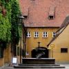 Die Fuggerei in Augsburg könnte schon bald Unesco Welterbe sein.