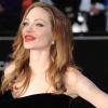 US-Schauspielerin Angelina Jolie hat sich aus Angst vor Krebs vorsorglich beide Brüste abnehmen lassen.
