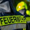 Mehrere Feuerwehren waren beim Brand in der Ettringer Papierfabrik im Einsatz. 
