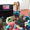 Ob Bilderbuchkino oder Sprachprojekt – in der Augsburger Stadtbücherei werden Kinder mit den verschiedensten Angeboten der Zugang zu Büchern ermöglicht.