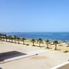 Der Badestrand von Hurghada ist menschenleer. Ägyptens Reisebranche hofft auf ein frühes Ende der Corona-Krise.