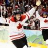 Kanada freut sich über Olympia-Gold im Eishockey.