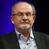 Der Autor Salman Rushdie ist seit einem Angriff bei einer Veranstaltung auf einem Auge blind.
