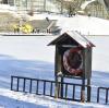 Auf der dünnen Eisdecke des Olympiasees sind am Freitagnachmittag zwei Menschen eingebrochen.