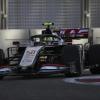 Mick Schumacher, im Bild in Abu Dhabi im Dezember 2020, gab 2021 sein Debüt in der Formel 1. Wo die Rennen live im Fernsehen, TV oder Stream zu sehen sind, erfahren Sie hier. Weiter im Free-TV oder nur im Pay-TV?