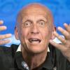 Pierluigi Collina erwartet bei der WM lange Nachspielzeiten, sieben bis acht Minuten pro Halbzeit werden die Regel sein.