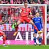 Thomas Müller bejubelt seinen Treffer zum 1:0 gegen den FC Schalke 04. 