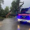 Starker Regen setzte am Donnerstagabend in Wertingen und Roggden Straßen und Keller unter Wasser. Die Feuerwehr war mehrfach im Einsatz.