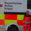 Kita-Leiterin Lea Erhard erlebte einen Tag beim BRK-Rettungsdienst. Notfallsanitäter Felix Schöpf besuchte die Zirbelzwerge.  	
