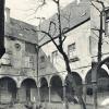Der Damenhof 1930 als Postkartenmotiv. Von seiner einstigen Pracht ist nicht mehr viel zu erkennen.