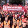 Beschäftigte der Metallindustrie während einer Kundgebung der IG Metall in Dortmund.