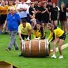 Zum 25-jährigen Bestehen der Städtepartnerschaft findet am Samstag ein Spiel ohne Grenzen im Julius-Strohmayer-Stadion in Mindelheim statt. Dabei müssen die Teams ihr Können in verschiedenen Disziplinen beweisen.  	