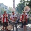 Brasseroni zogen mit ihrem ansteckenden und wuchtigen Sound das Publikum vor der Bar Laterne in ihren Bann.