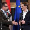 ÖVP-Chef Sebastian Kurz (r.) und FPÖ-Obmann Heinz Christian Strache nach Ende eines Treffens.