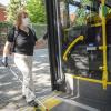 Busfahren ist für sehbehinderte und blinde Menschen nicht selten ein großes Problem.